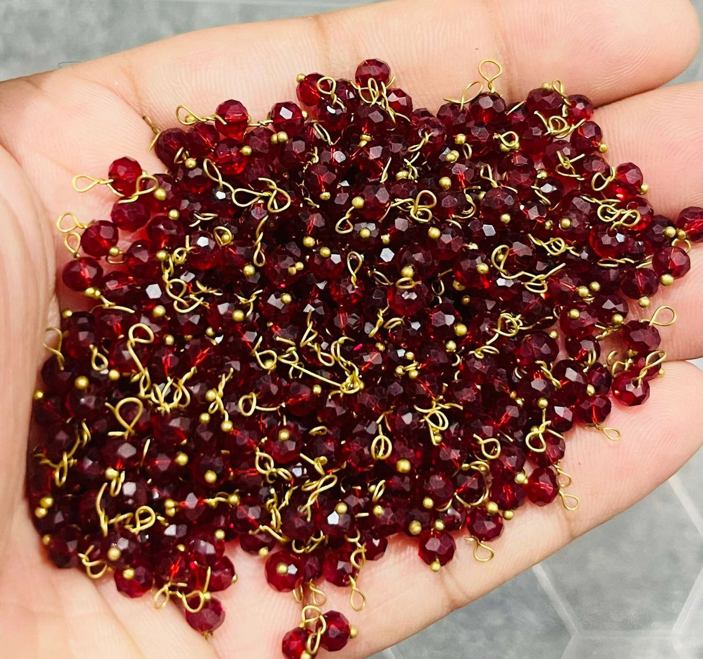 Ready loreal crystal 4mm  50 grams red